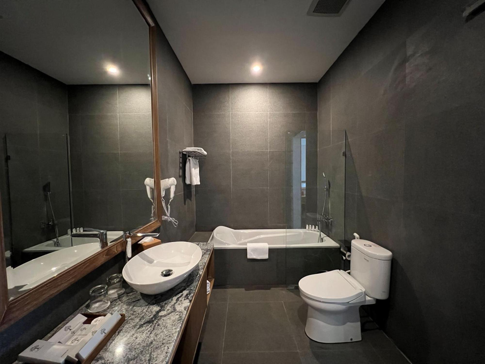 Tabebuya Resto & Resort Kesembu エクステリア 写真